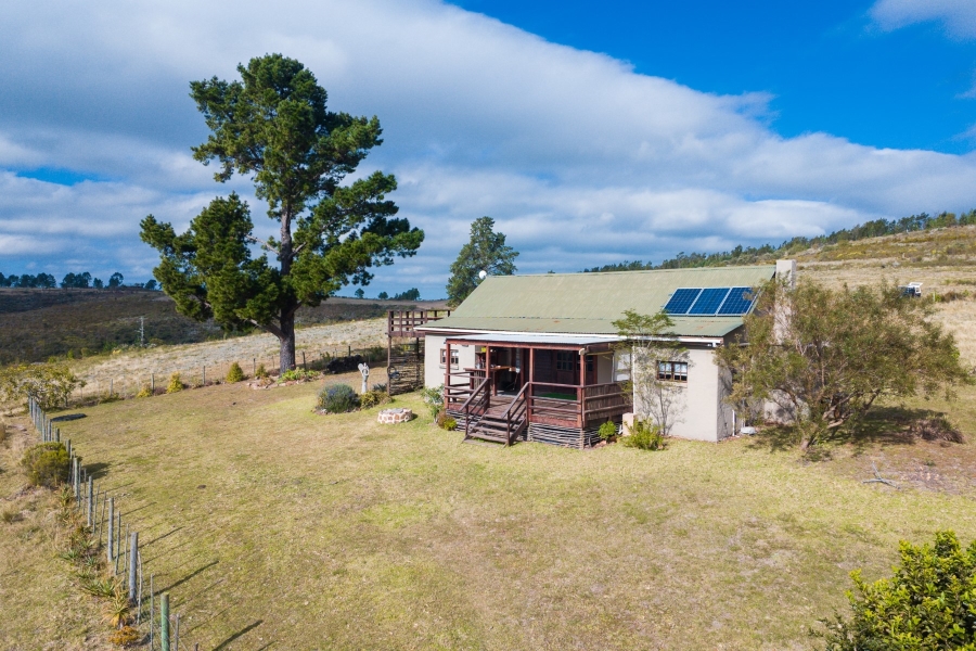 8 Bedroom Property for Sale in Plettenberg Bay Rural Western Cape